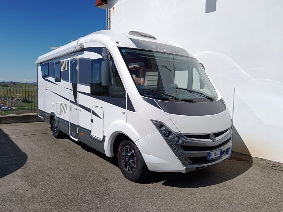 mobilvetta-motorhome-k-yacht 85-teknoline-gemelli-doppiopavimento-barberacaravan-castelboglione-at-1