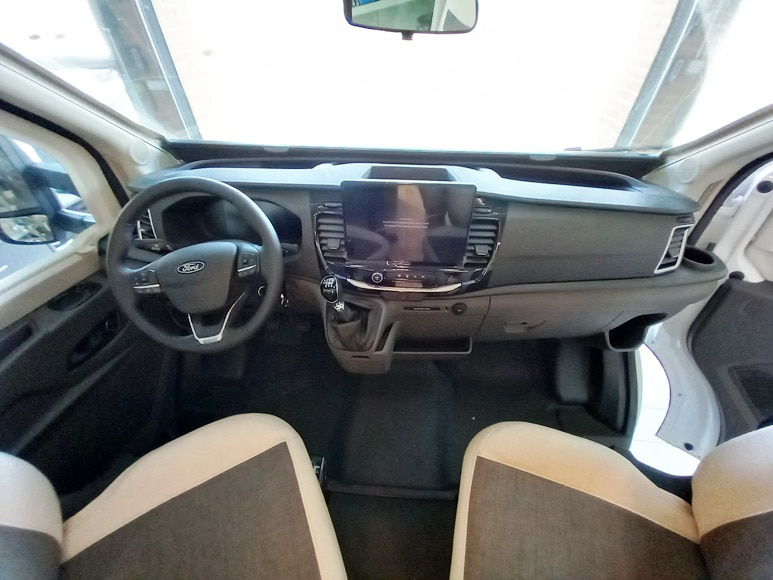 rollerteam-kronos-298tl-semintegrale-ford-transit-barberacaravan-castelboglione-at-12