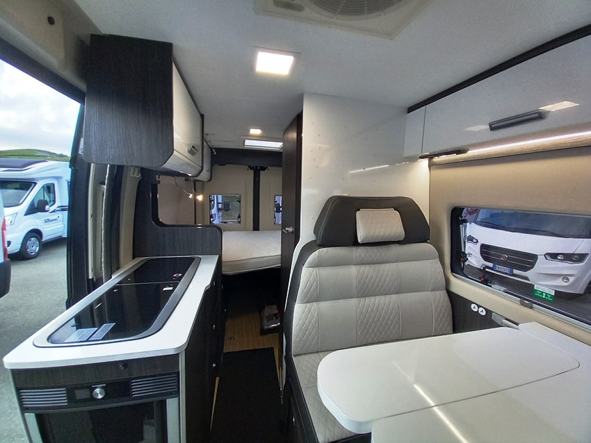 benimar-benivan-b100-van-furgonato-540-barberacaravan-castelboglione-at-7