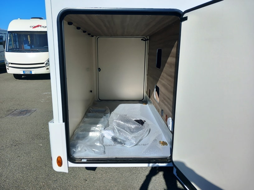 rollerteam-kronos-285tl-transit-gemelli-barberacaravan-castelboglione-at-12
