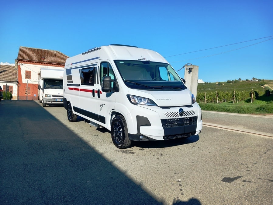 rollerteam-livingstone-2-go-van-furgonato-599-barberacaravan-castelboglione-at-1