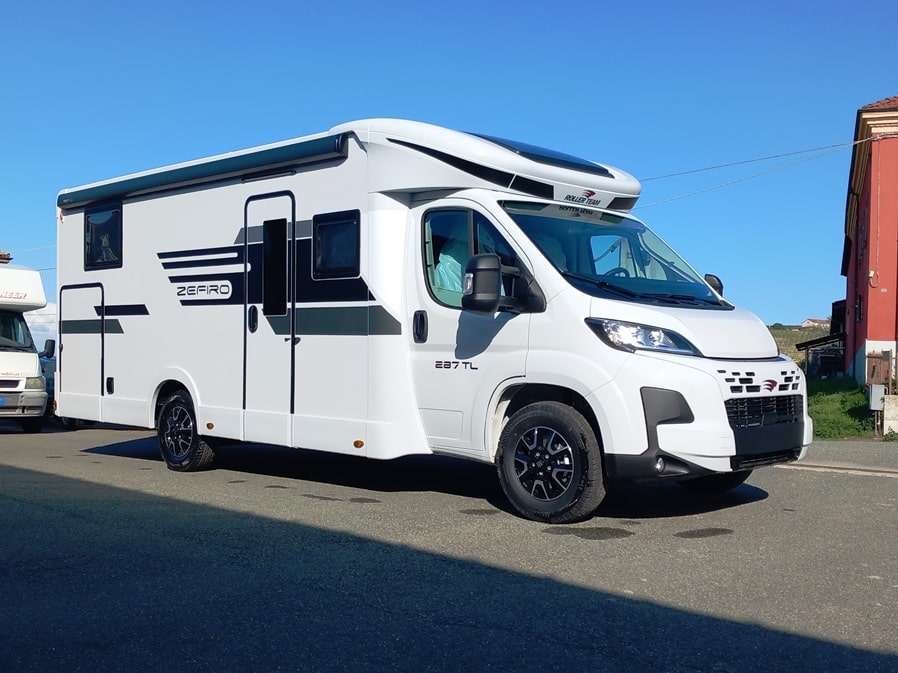 rollerteam-zefiro-287tl-gemelli-facetoface-barberacaravan-castelboglione-at-1