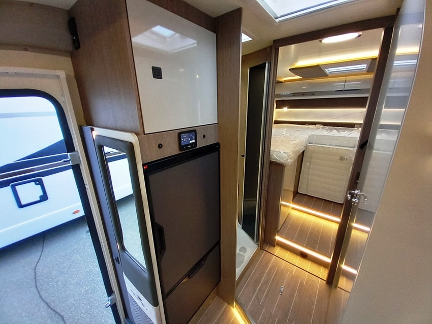 rollerteam-zefiro-287tl-gemelli-facetoface-barberacaravan-castelboglione-at-7