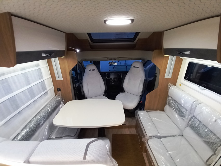 elnagh-baron-560-garage-699-ducato-barberacaravan-castelboglione-at-11
