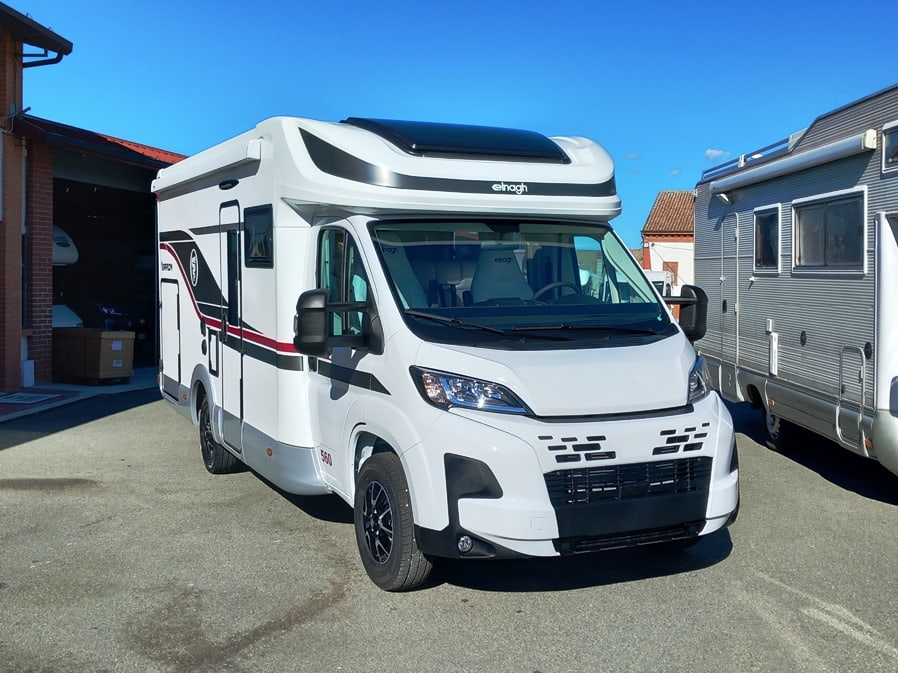 elnagh-baron-560-garage-699-ducato-barberacaravan-castelboglione-at-14