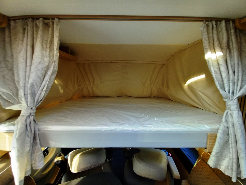 malibu-reisemobil-i-450-rb-le-motorhome-gemelli-barberacaravan-castelboglione-at-16