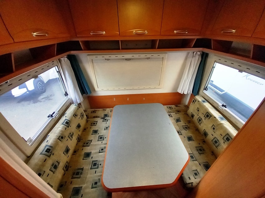 adria-coral-660-du-mansardato-2800-barberacaravan-castelboglione-at-11