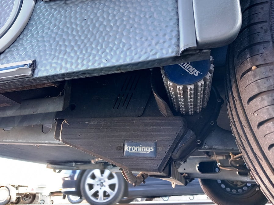 caravan-roulotte-fendt-saphir-410-barberacaravan-castelboglione-at-13