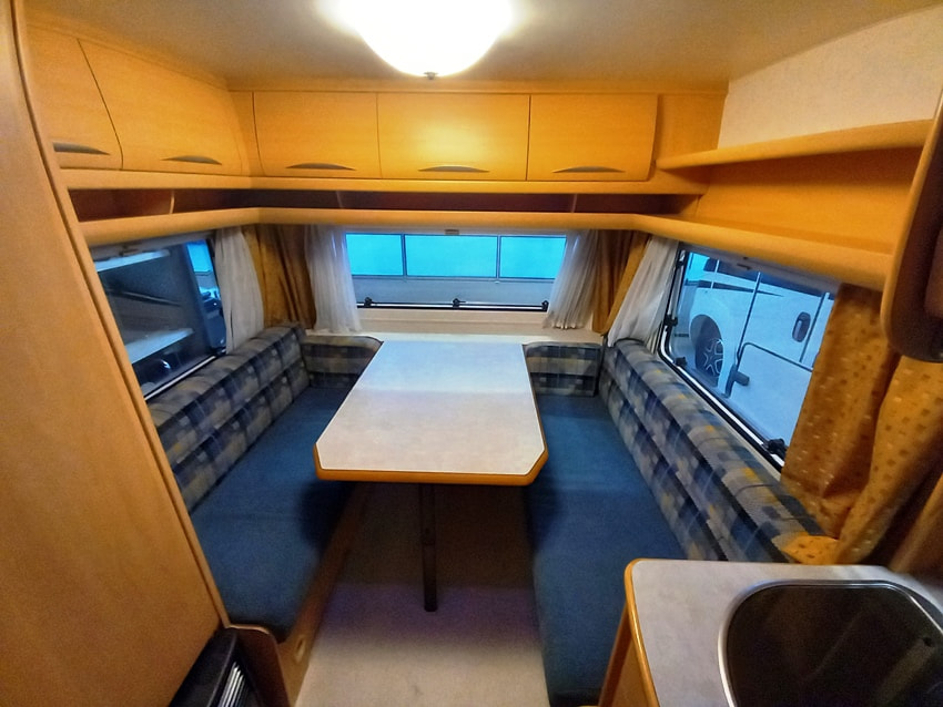 caravan-roulotte-fendt-saphir-410-barberacaravan-castelboglione-at-5