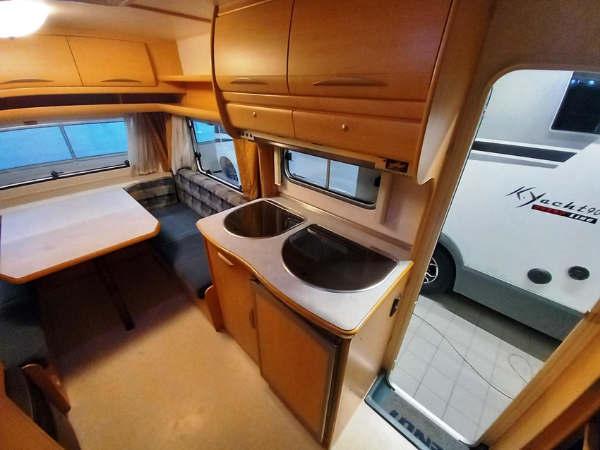 caravan-roulotte-fendt-saphir-410-barberacaravan-castelboglione-at-6