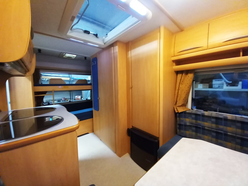 caravan-roulotte-fendt-saphir-410-barberacaravan-castelboglione-at-7