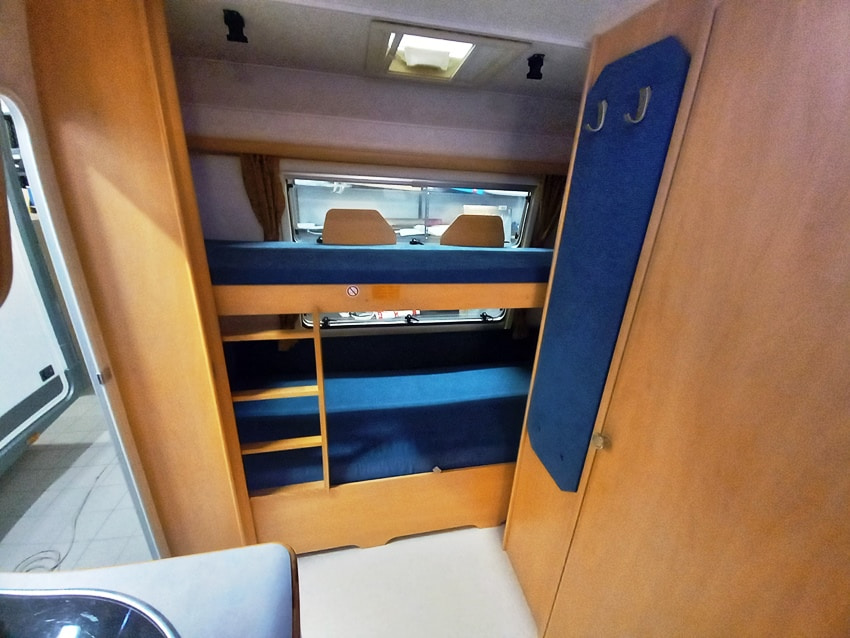caravan-roulotte-fendt-saphir-410-barberacaravan-castelboglione-at-8