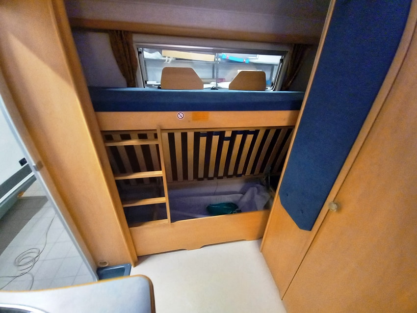 caravan-roulotte-fendt-saphir-410-barberacaravan-castelboglione-at-9