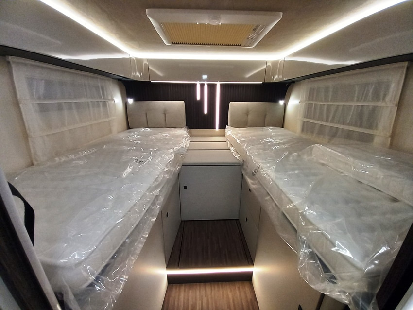 mobilvetta-kea-i-86-motorhome-automatico-180cv-gemelli-barberacaravan-castelboglione-at-11