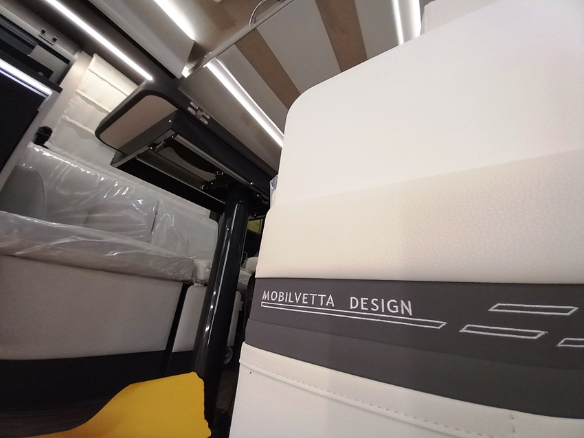 mobilvetta-kea-i-86-motorhome-automatico-180cv-gemelli-barberacaravan-castelboglione-at-20