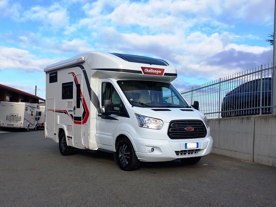 challenger-genesis-194-semintegrale-corto-compatto-599-barberacaravan-castelboglione-at-1