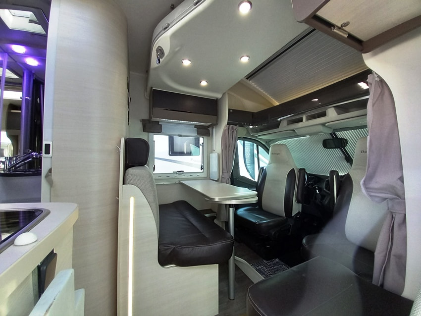 challenger-genesis-194-semintegrale-corto-compatto-599-barberacaravan-castelboglione-at-5