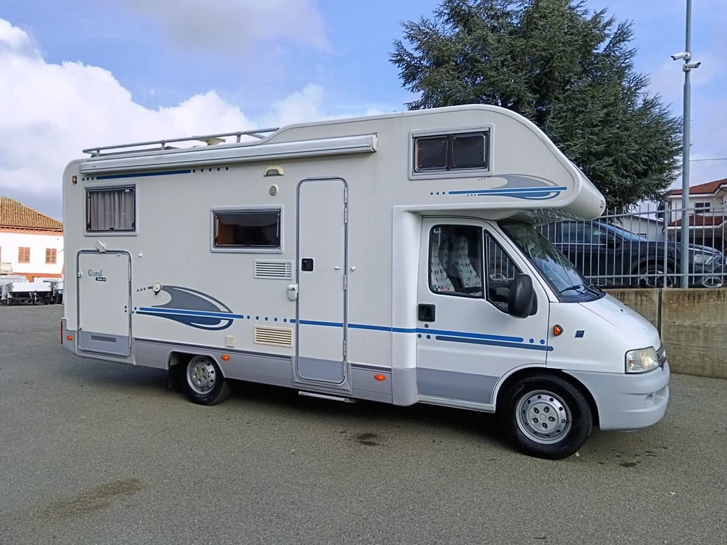 adria-coral-660sp-mansardato-garage-barberacaravan-castelboglione-at-2