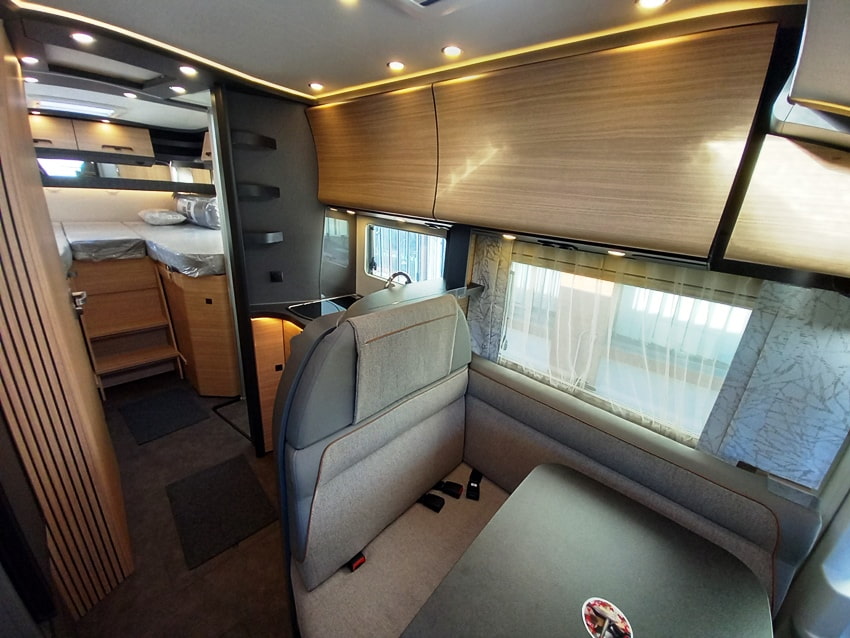 malibu-reisemobil-i-450-rb-le-motorhome-gemelli-barberacaravan-castelboglione-at-11