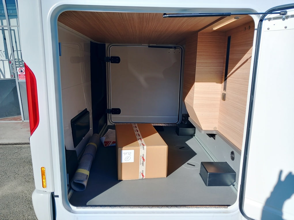 malibu-reisemobil-i-450-rb-le-motorhome-gemelli-barberacaravan-castelboglione-at-7