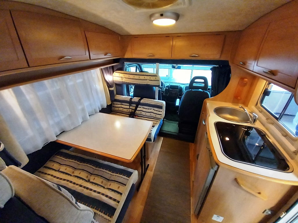 mclouis-glen-262-semintegrale-corto-barberacaravan-castelboglione-at-6