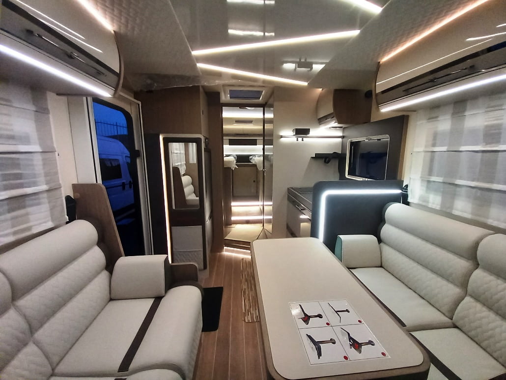 rollerteam-zefiro-287tl-power-edition-automatico-gemelli-litio-barberacaravan-castelboglione-at-4