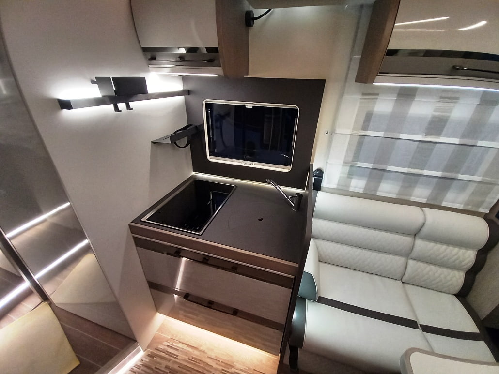 rollerteam-zefiro-287tl-power-edition-automatico-gemelli-litio-barberacaravan-castelboglione-at-7