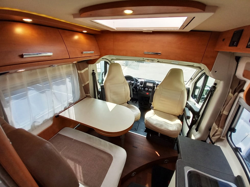 malibu-van-600-db-furgonato-barberacaravan-castelboglione-at-16