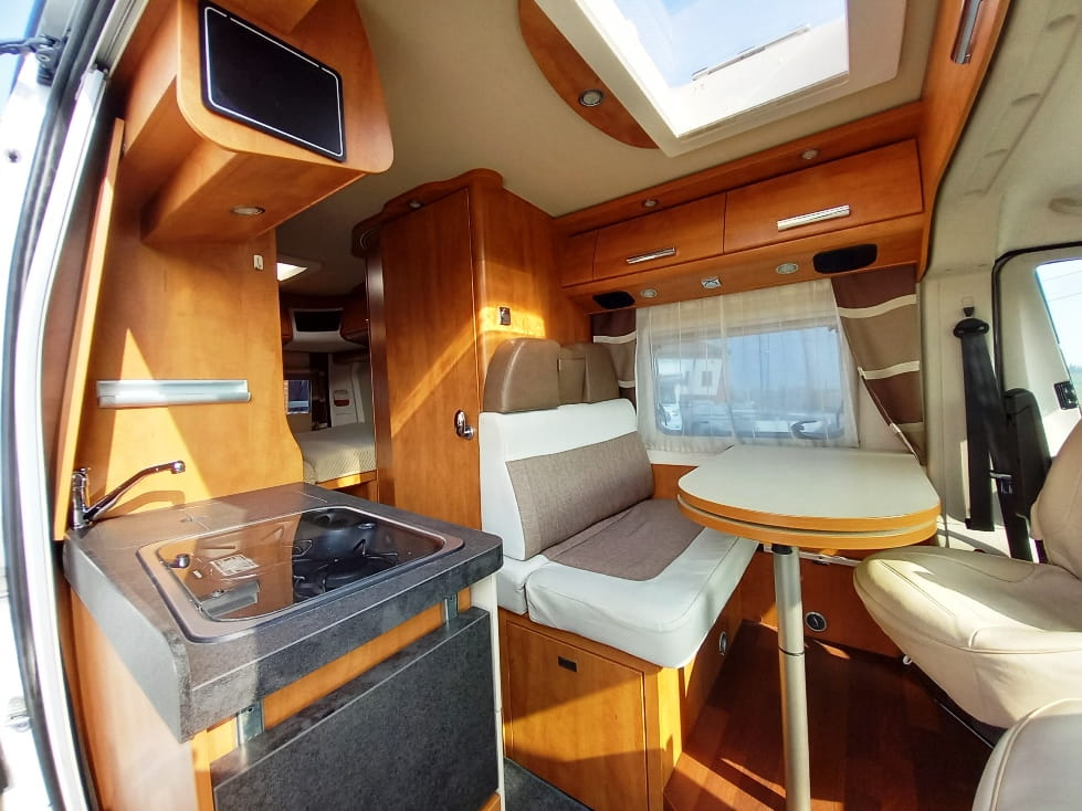 malibu-van-600-db-furgonato-barberacaravan-castelboglione-at-6