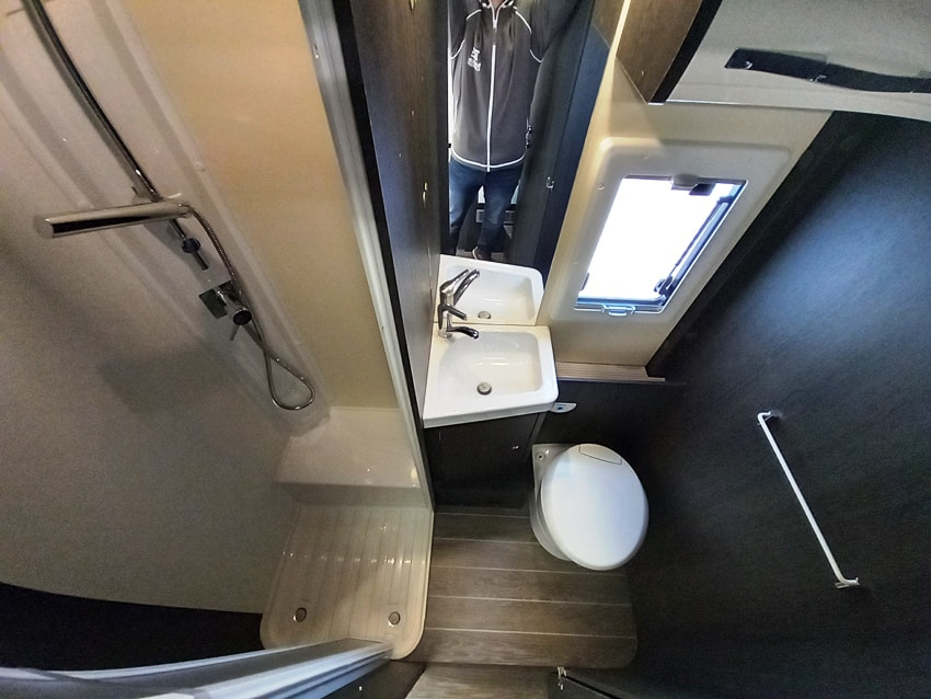 rollerteam-kronos-295-tl-garage-automatico-barberacaravan-castelboglione-at-13