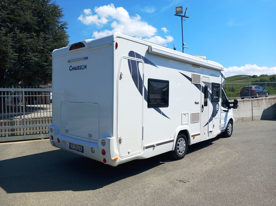 chausson-flash-716-semintegrale-castelli-transit-barberacaravan-castelboglione-at-3