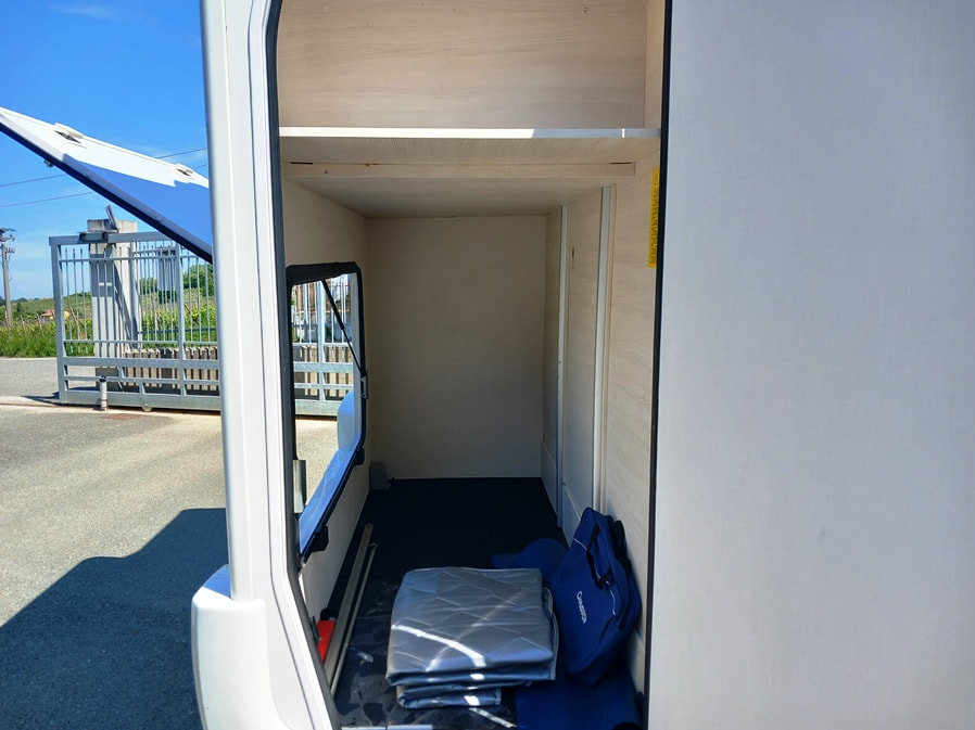 chausson-flash-716-semintegrale-castelli-transit-barberacaravan-castelboglione-at-5