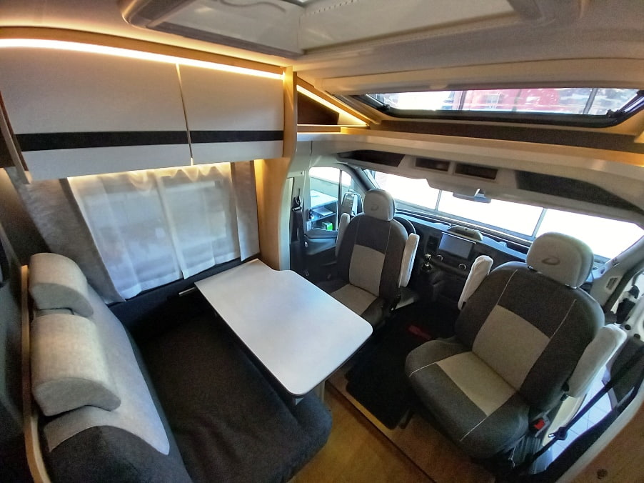 dethleffs-globebus-go-t45-semintegrale-compatto-gemelli-ford-barberacaravan-castelboglione-at-9