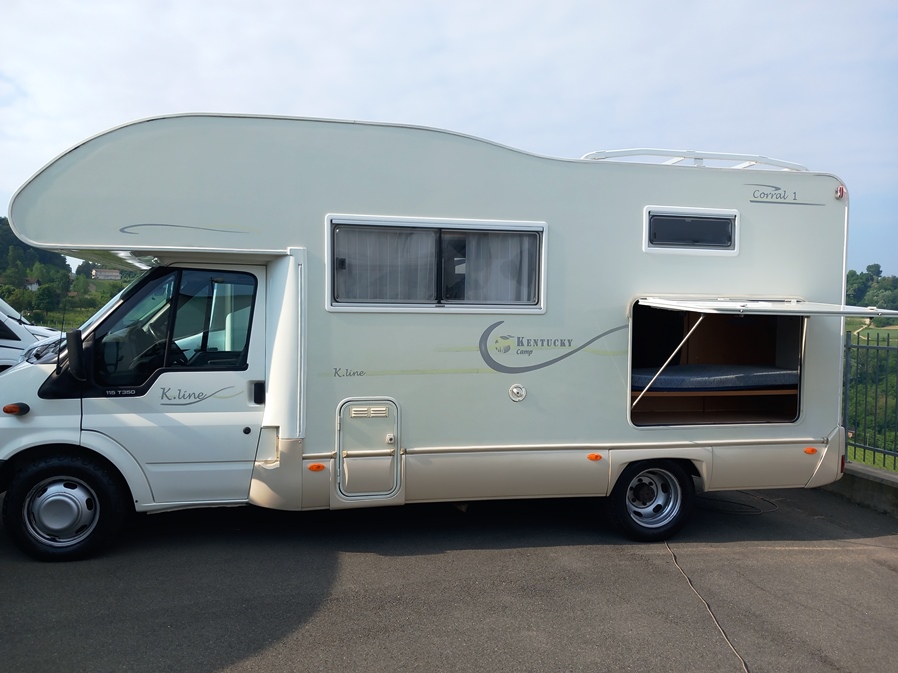 kentucky-corral-1-mansardato-posteriore-castello-barberacaravan-castelboglione-at-4