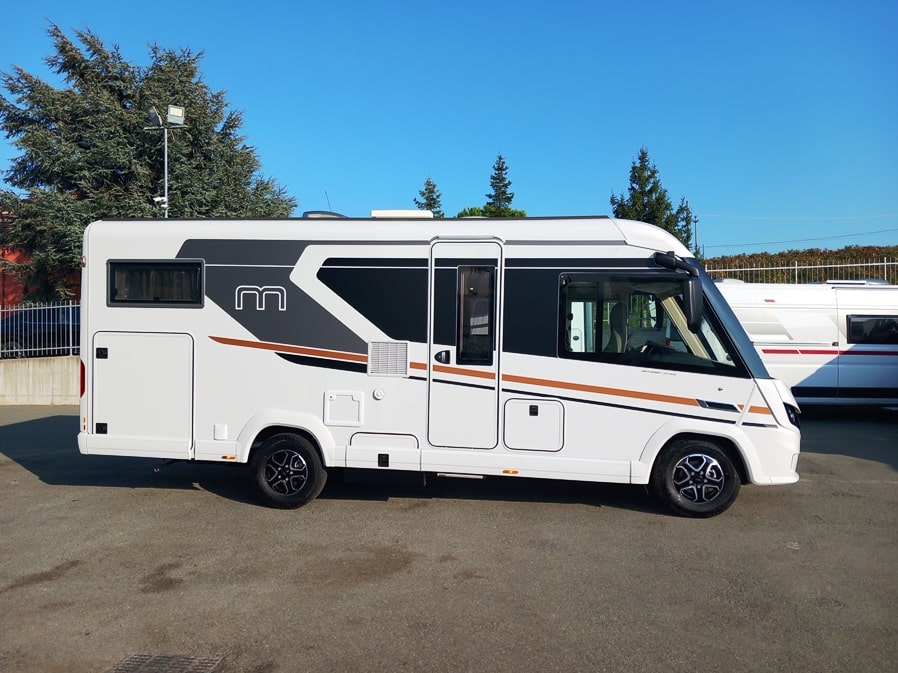 malibu-reisemobil-i-470-rb-le-motorhome-gemelli-barberacaravan-castelboglione-at-3